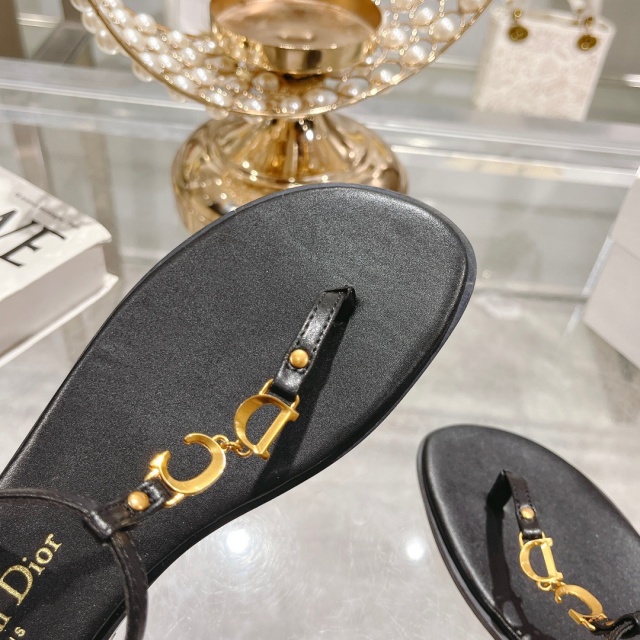 디올 DIOR 여성 샌들 D17712