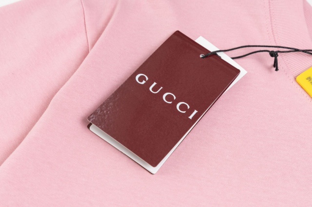 구찌 GUCCI 남성 라운드 반팔 GU5997