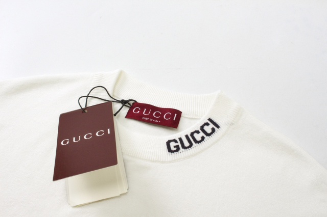 구찌 GUCCI 남성 라운드 반팔 GU6003