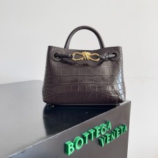 보테가 BOTTEGA VENETA 여성 토트백 14758