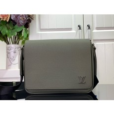 루이비통 LOUIS VUITTON 디스트릭트 PM M30970