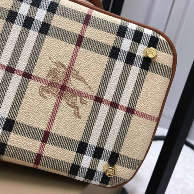 버버리 BURBERRY 여성 토트백 BB0365