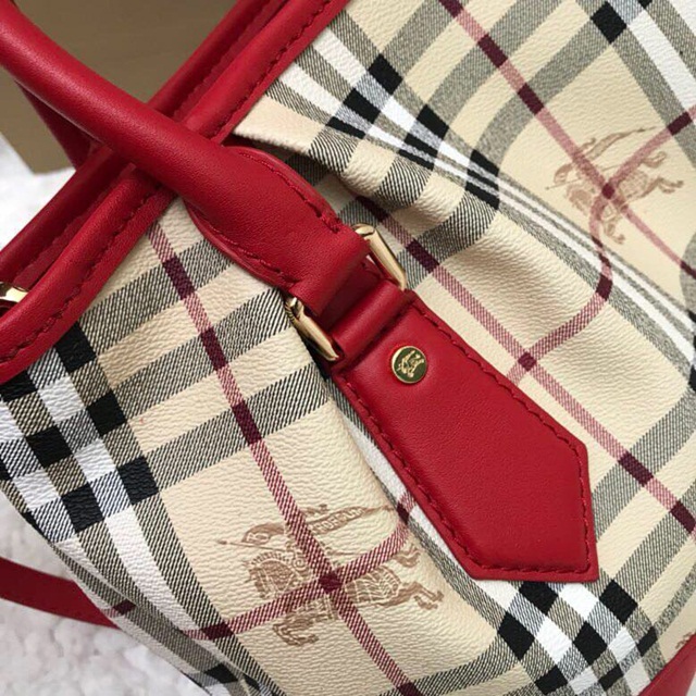 버버리 BURBERRY 여성 토트백 BB0366