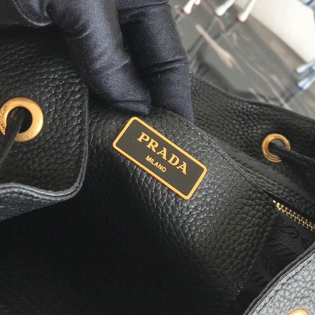 프라다 PRADA 여성 가죽 백팩 1BZ035 PR0757