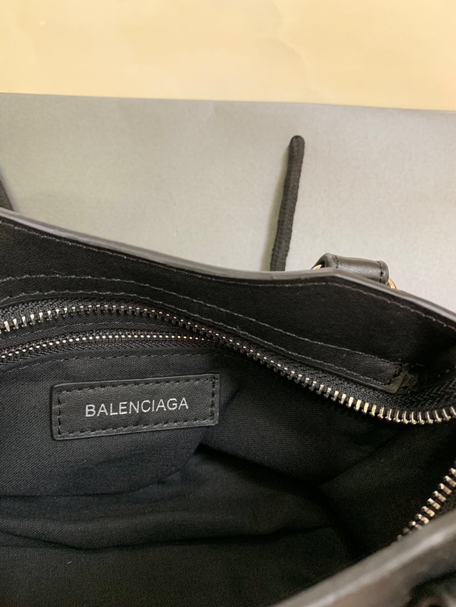 발렌시아가 Balenciaga 여성 토트백  BC0230