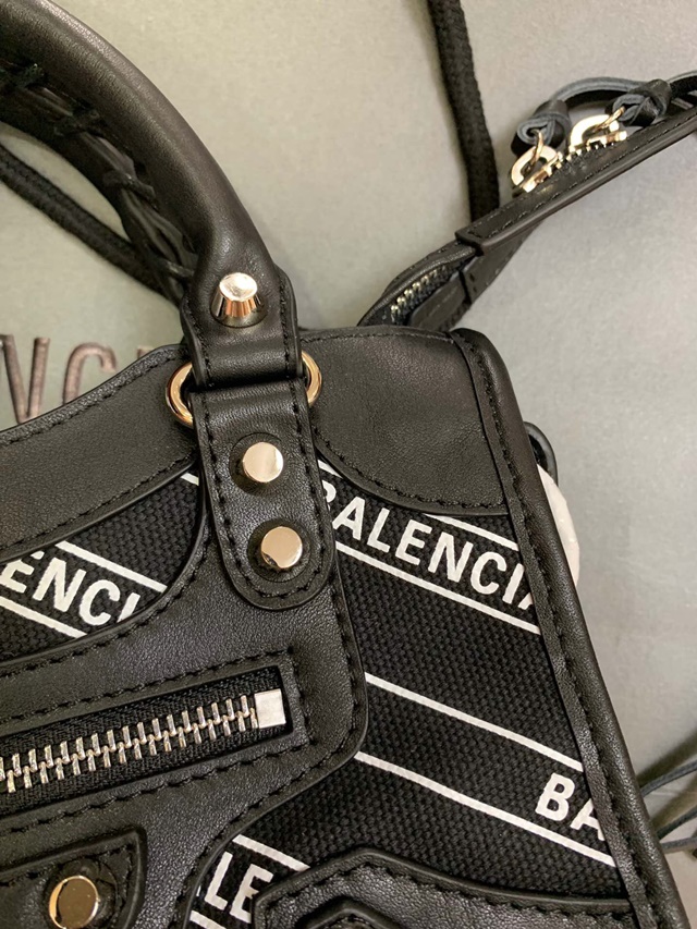 발렌시아가 Balenciaga 여성 토트백  BC0231