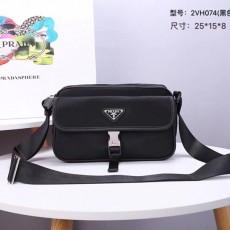 프라다 PRADA  메신저 크로스백 2VH074 PR0839