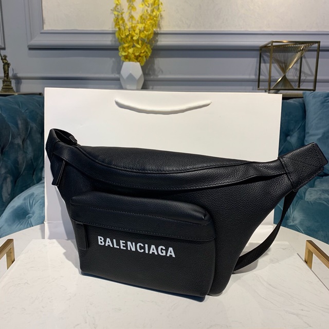 발렌시아가 Balenciaga 남여공용 벨트백  BC0281