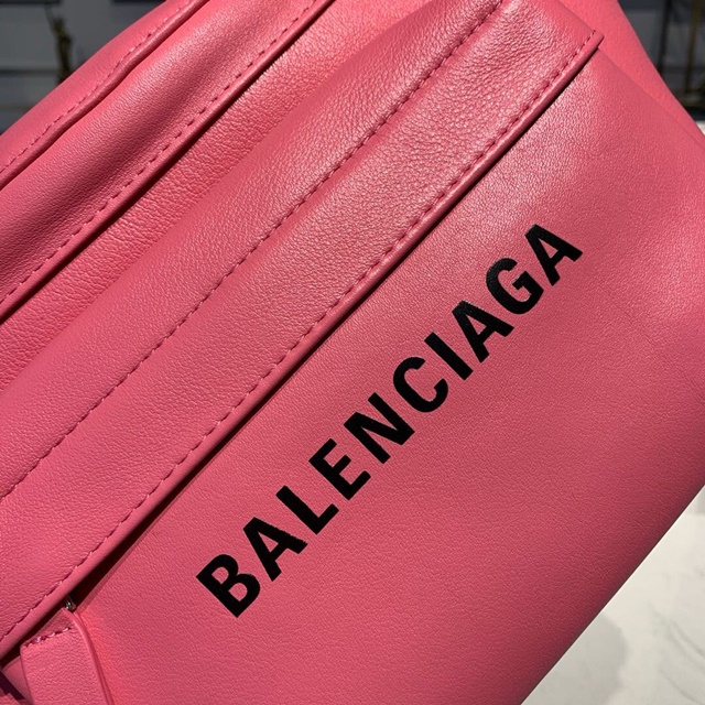 발렌시아가 Balenciaga 남여공용 벨트백  BC0282