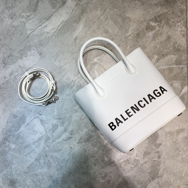 발렌시아가 Balenciaga 에브리데이 토트백 BC0302