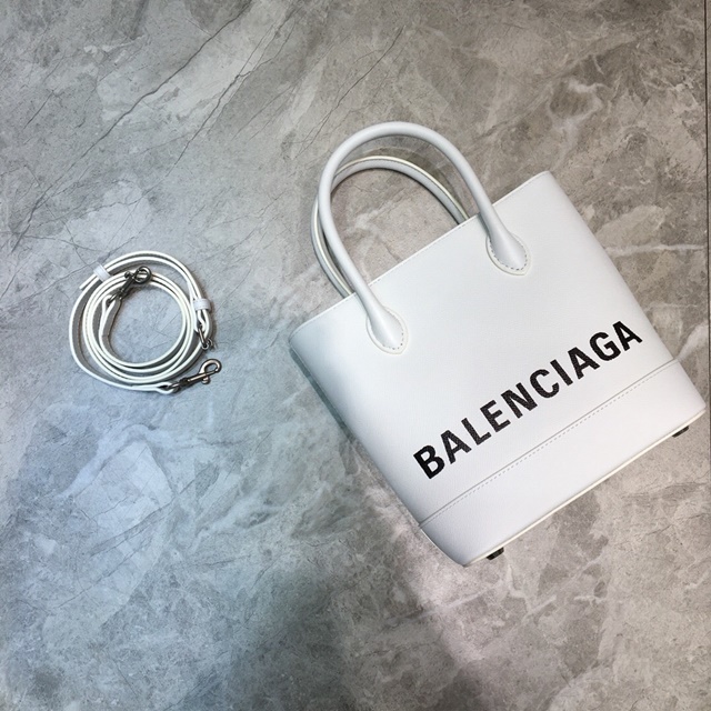 발렌시아가 Balenciaga 에브리데이 토트백 BC0302