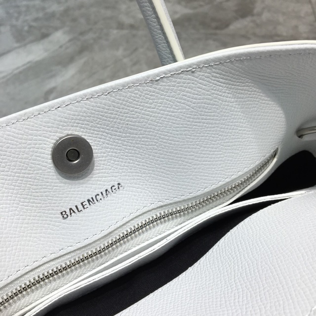 발렌시아가 Balenciaga 에브리데이 토트백 BC0302