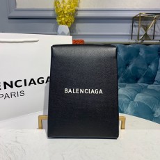 발렌시아가 Balenciaga 여성 핸들백 BC0300