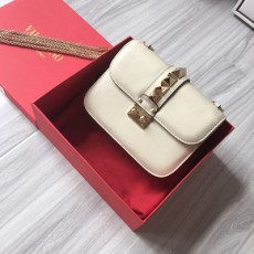 발렌티노 Valentino 48733M VN315