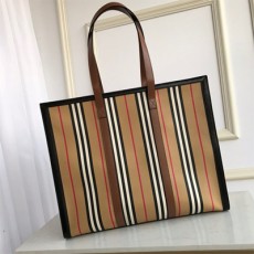 버버리 BURBERRY 쇼퍼백 BB0438