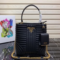 프라다 PRADA 1BA212 두블레 버킷백 PR01143