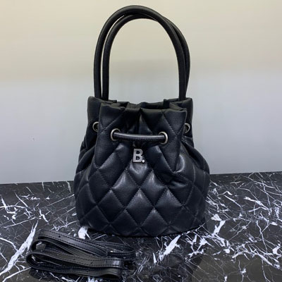 발렌시아가 Balenciaga 버킷백 BC0341