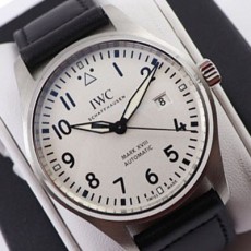 아이더블유씨 IWC 마크18 파일럿 IC001