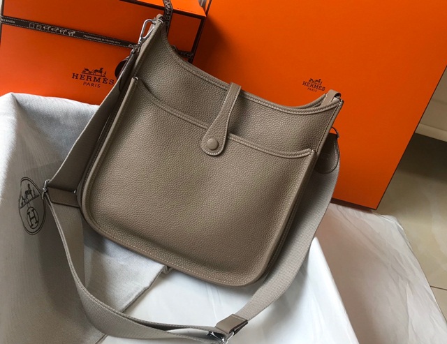 에르메스 HERMES Evelyne 에블린 H0389