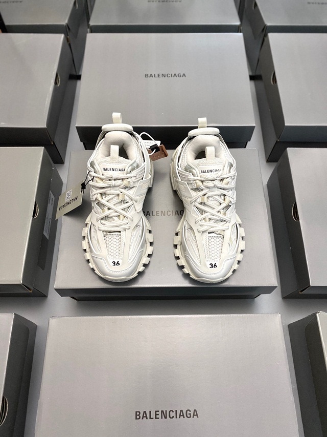 발렌시아가 Balenciaga 남여공용 트랙슈즈 BG0500