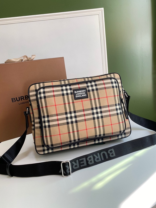 버버리 BURBERRY 남성 메신저백 BB0634