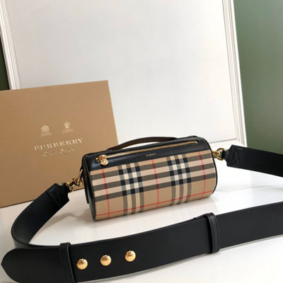 버버리 BURBERRY 배럴백 BB0690