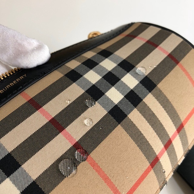 버버리 BURBERRY 배럴백 BB0690