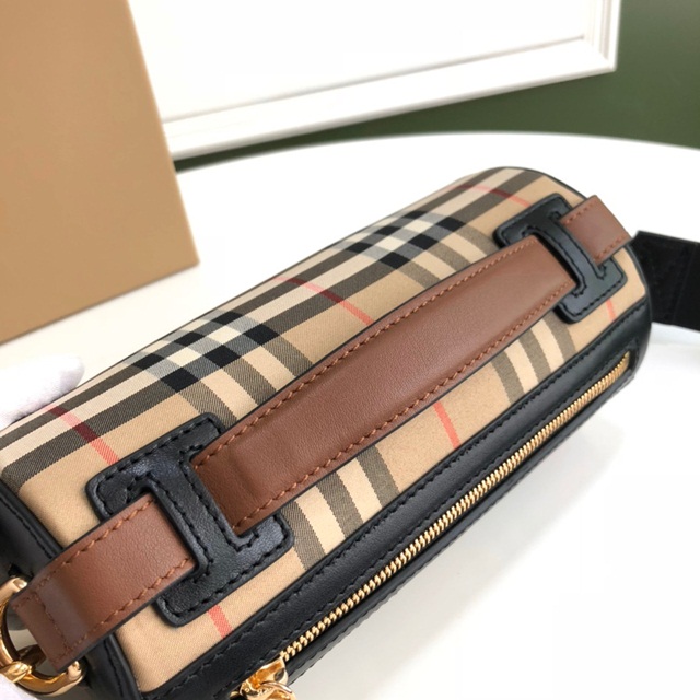 버버리 BURBERRY 배럴백 BB0690