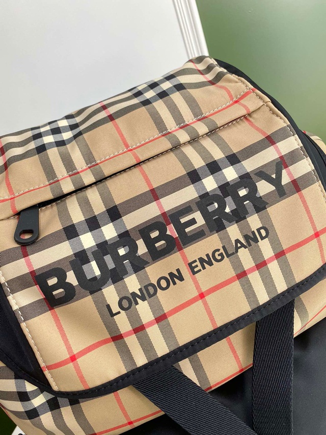 버버리 BURBERRY 남여공용 백팩 BB0649