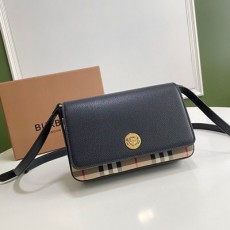 버버리 BURBERRY 크로스 바디백 BB0684