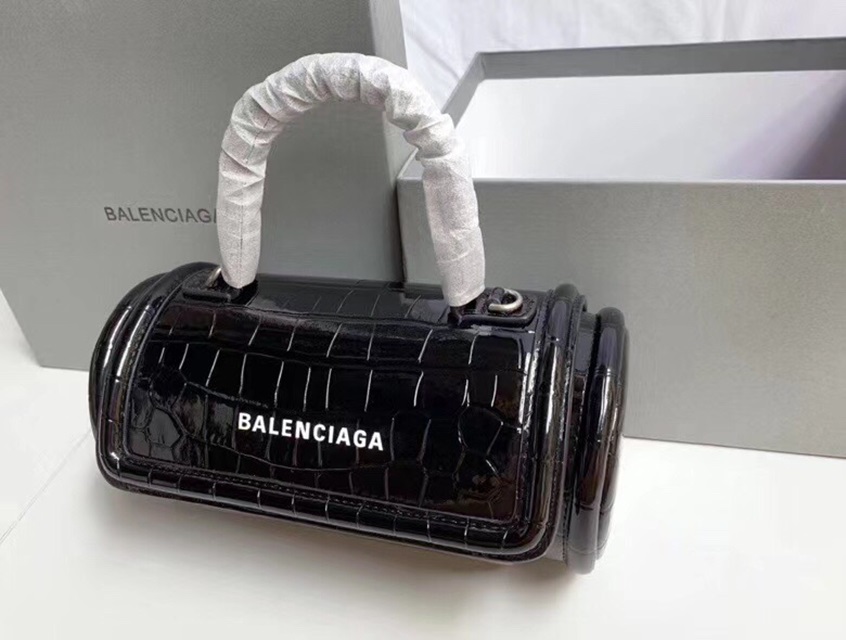 발렌시아가 Balenciaga 여성 토트백 BC0368