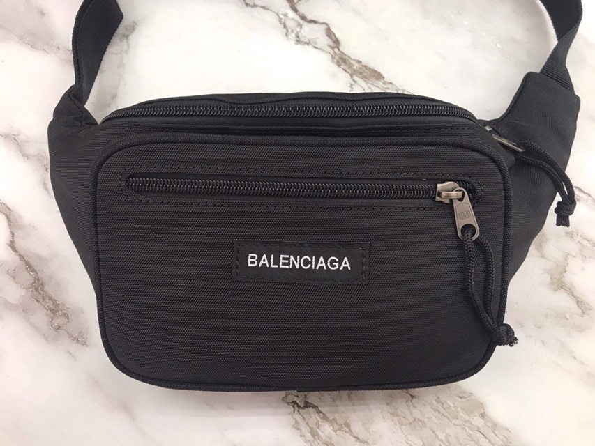 발렌시아가 Balenciaga 남여공용 벨트백 BC0375