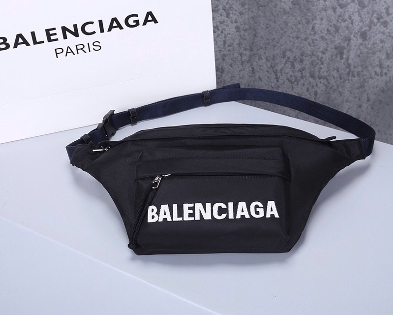 발렌시아가 Balenciaga 남여공용 벨트백 BC0377