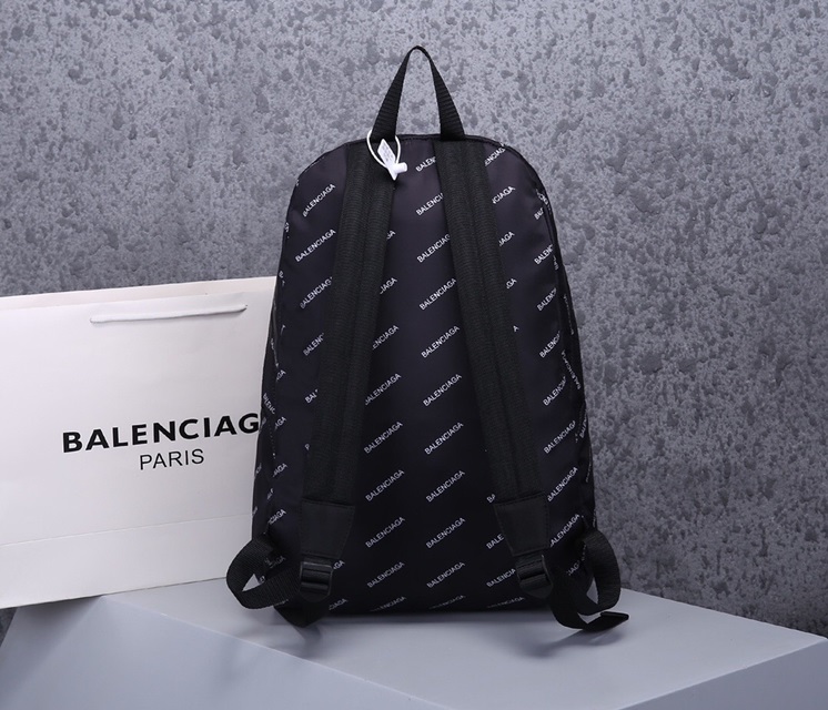 발렌시아가 Balenciaga 남여공용 백팩 BC0388