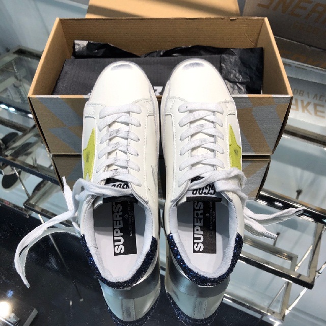 골든구스 GOLDEN GOOSE 남여공용 스니커즈 GD0360