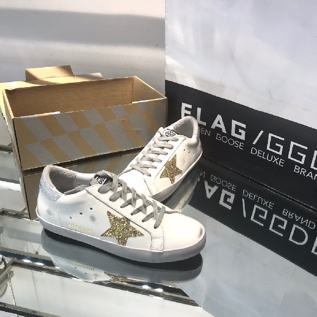 골든구스 GOLDEN GOOSE 남여공용 스니커즈 GD0371