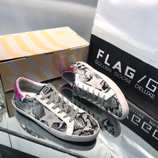 골든구스 GOLDEN GOOSE 남여공용 스니커즈 GD0372