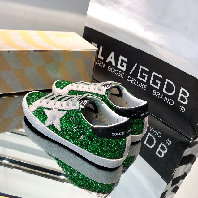 골든구스 GOLDEN GOOSE 남여공용 스니커즈 GD0385