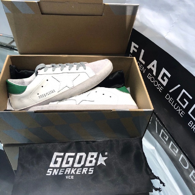 골든구스 GOLDEN GOOSE 남여공용 스니커즈 GD0392