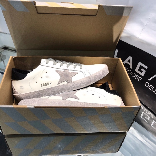 골든구스 GOLDEN GOOSE 남여공용 스니커즈 GD0404