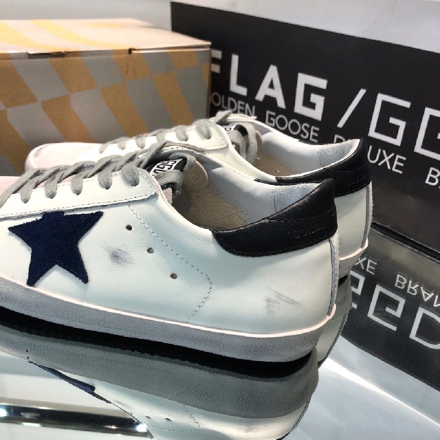 골든구스 GOLDEN GOOSE 남여공용 스니커즈 GD0405