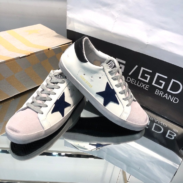 골든구스 GOLDEN GOOSE 남여공용 스니커즈 GD0405