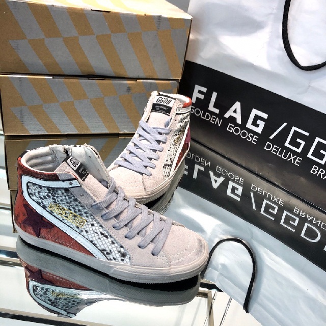 골든구스 GOLDEN GOOSE 남여공용 스니커즈 GD0427