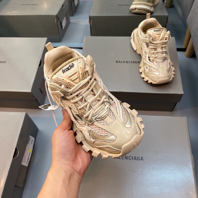 발렌시아가 Balenciaga 남여공용 트랙슈즈 BG0562