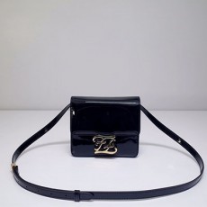 펜디 FENDI 칼리 그래피 숄더백 FD0569