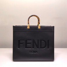 펜디 FENDI 선샤인 쇼퍼백 FD0682