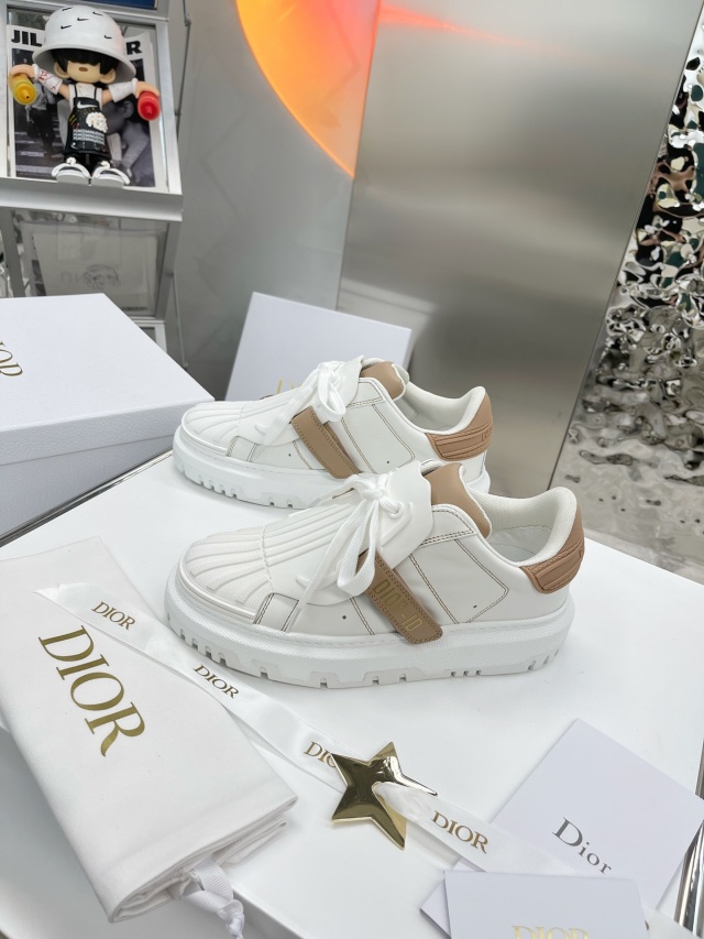 디올 DIOR 여성 아이디 스니커즈 D09625