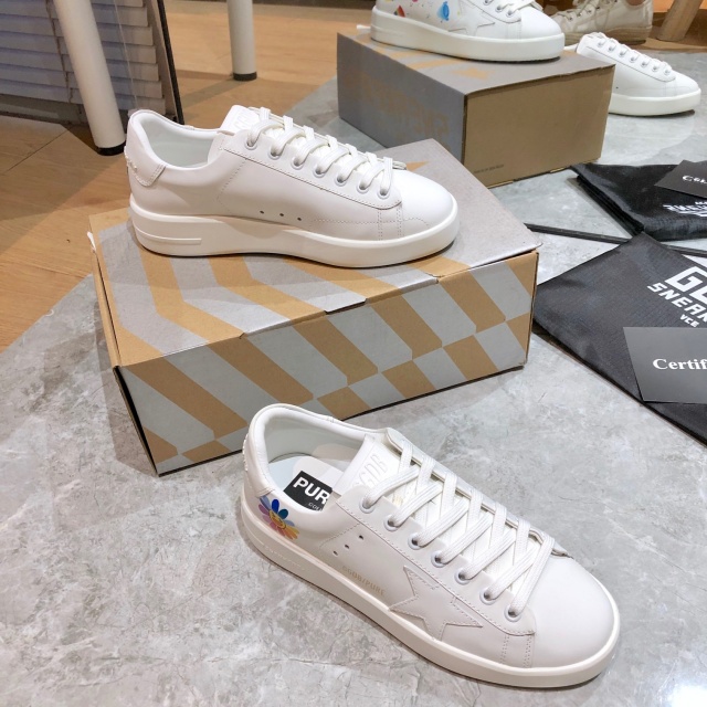 골든구스 GOLDEN GOOSE 여성 스니커즈 GD0453