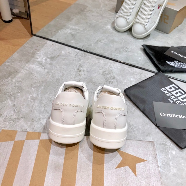 골든구스 GOLDEN GOOSE 여성 스니커즈 GD0454