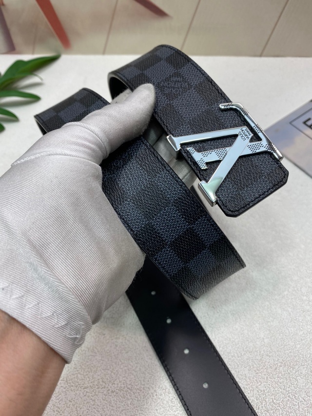 루이비통 LOUIS VUITTON 남성 벨트 LV0429